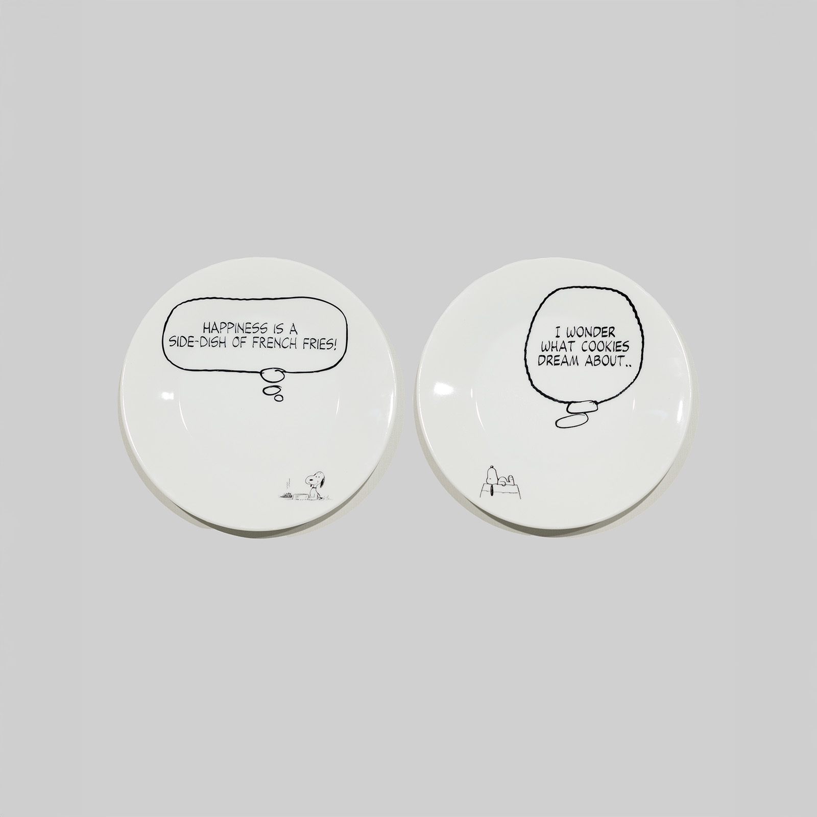 「しあわせは付け合わせのフライドポテトPlate」と「クッキーはどんな夢見るのかなPlate」の商品画像。