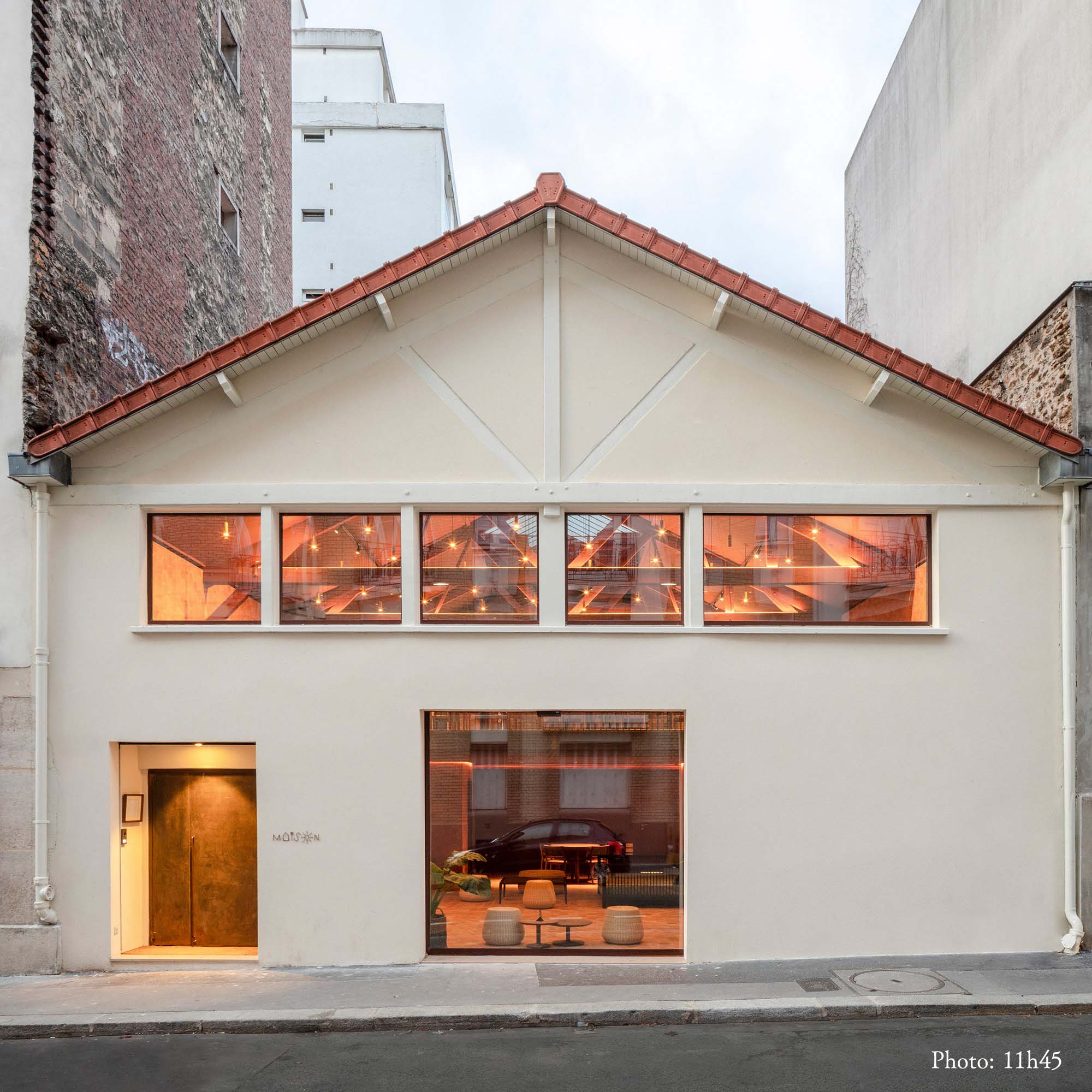 MAISONの外観の写真。